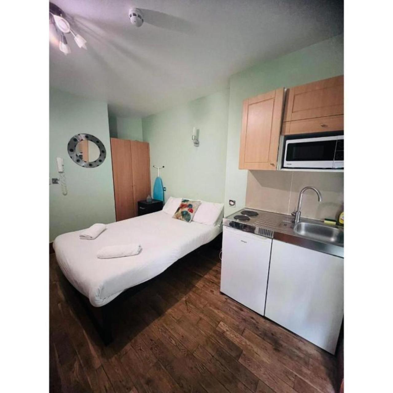 G3- Great Studio For 2 With Patio Near Hyde Park Londyn Zewnętrze zdjęcie
